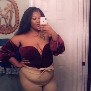 Meet your Posher, Khaya